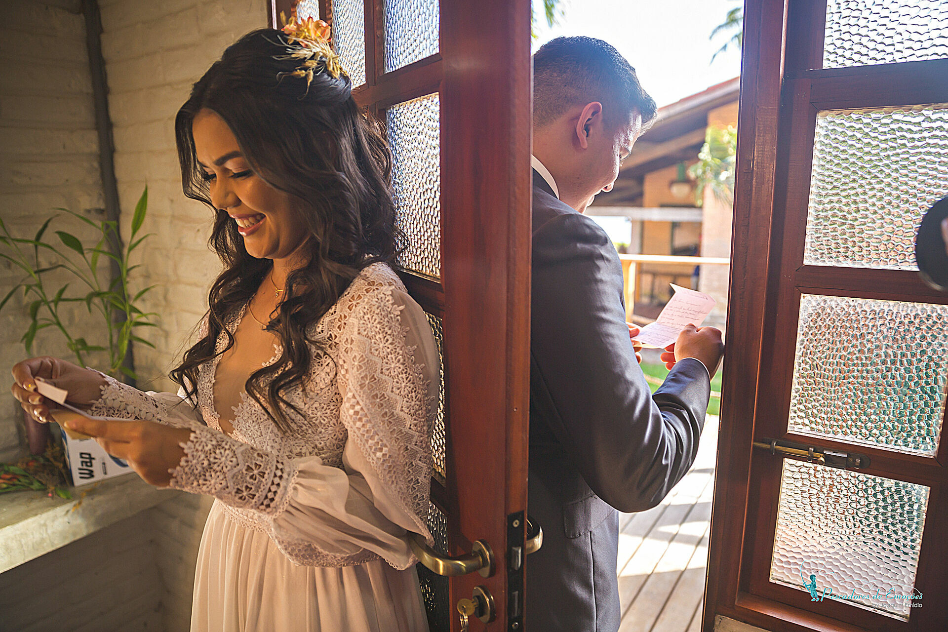 Foto Se encontrar sem se ver ,minutos antes do casamento Foto Se encontrar sem se ver ,minutos antes do casamento - Imagem 0